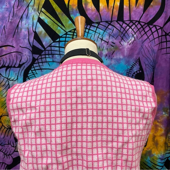 🌈 Lovely pink plaid vest - Picture 5 of 11